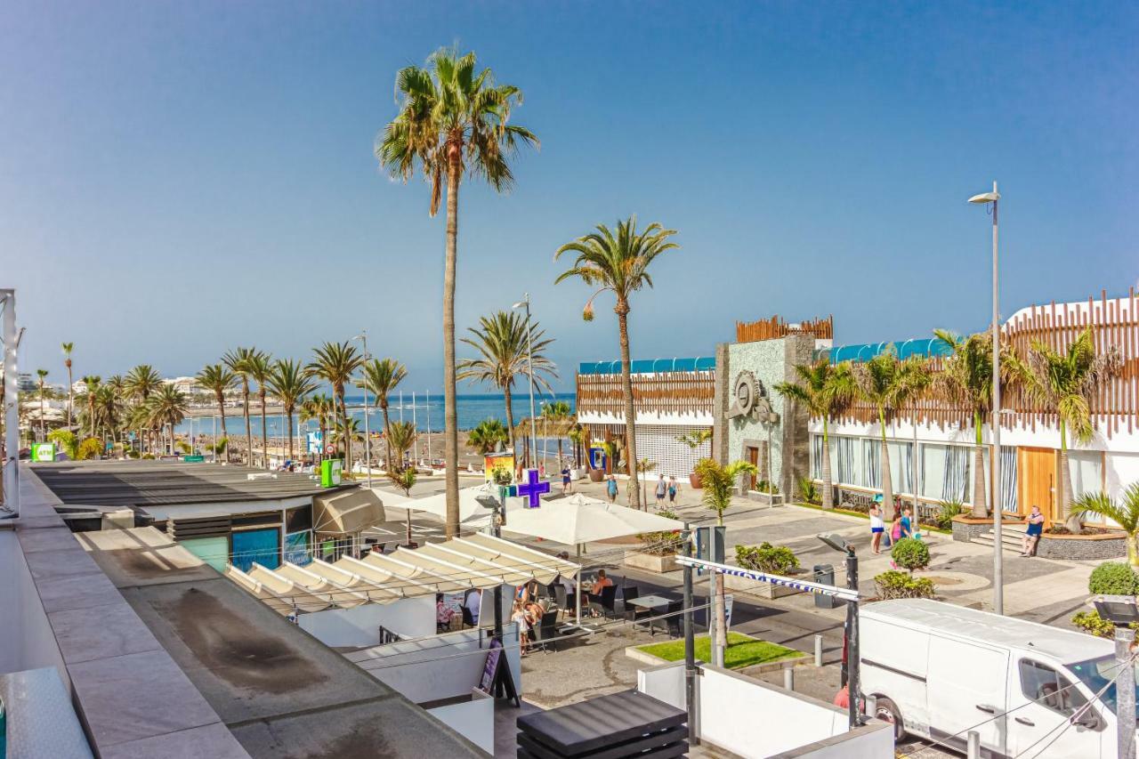 Front Of A Beach Aircon Las Americas Costa Adeje Playa de las Americas  Exterior photo